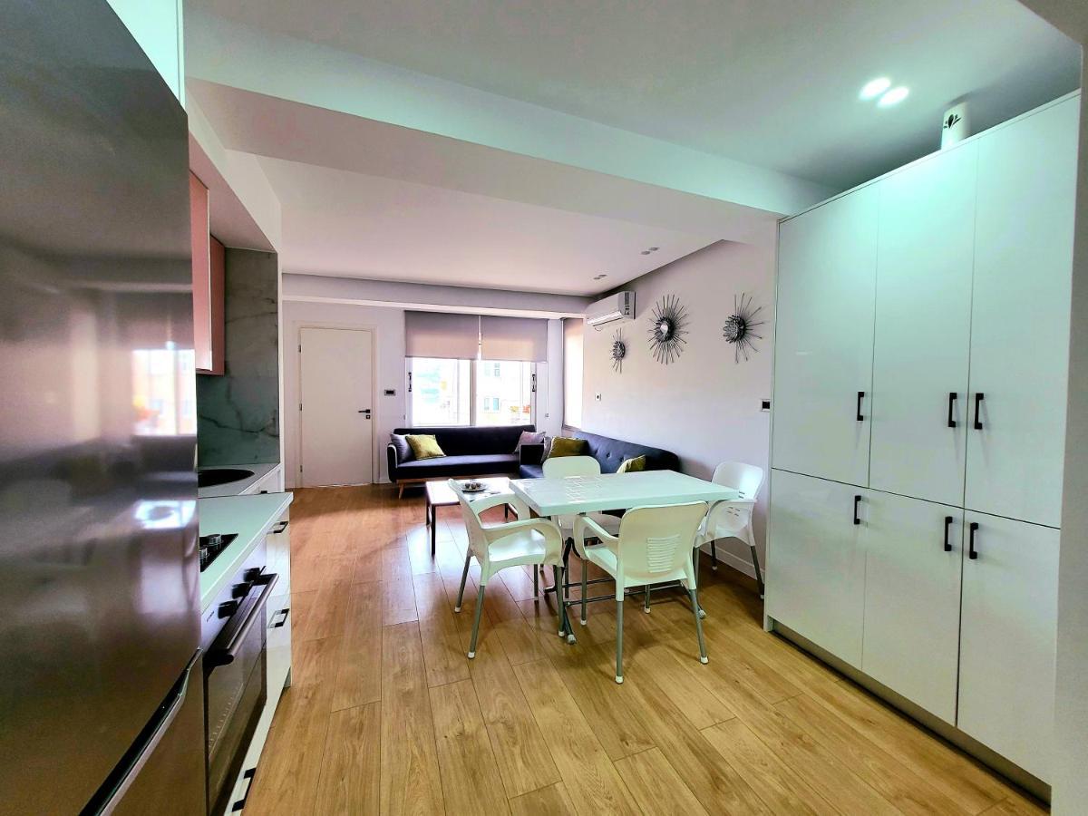 Loi apartment Saranda Extérieur photo