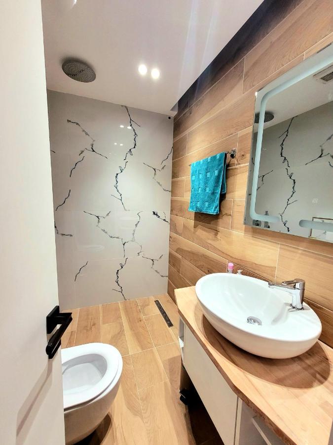 Loi apartment Saranda Extérieur photo