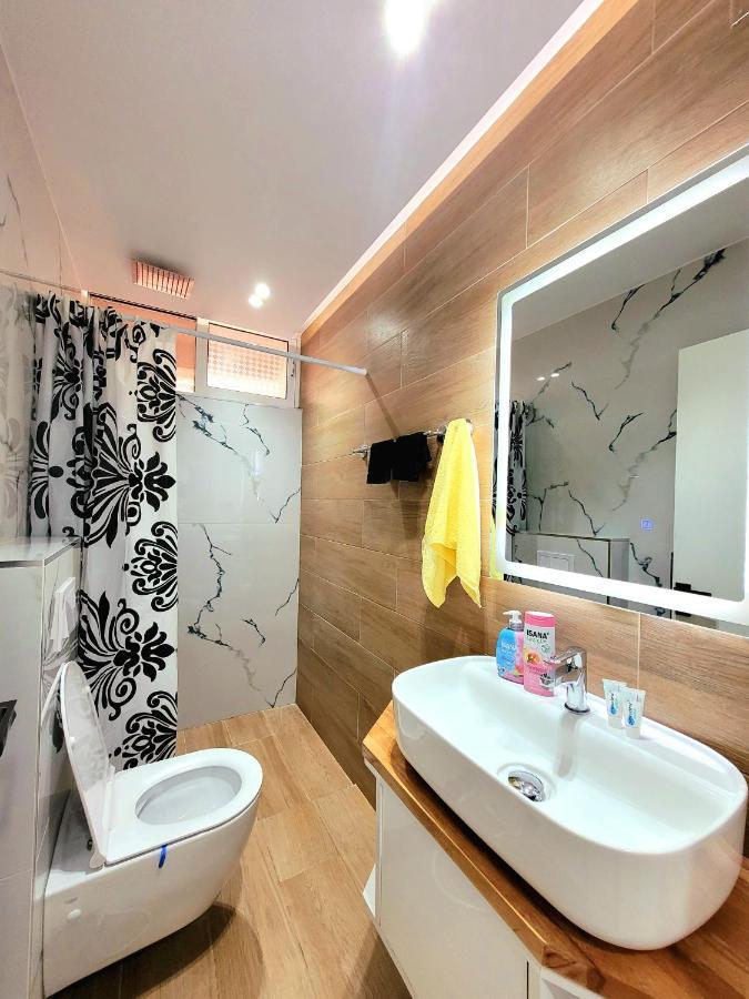 Loi apartment Saranda Extérieur photo