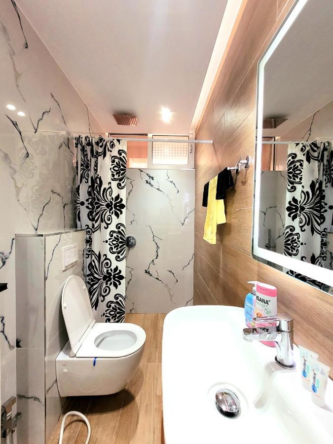 Loi apartment Saranda Extérieur photo
