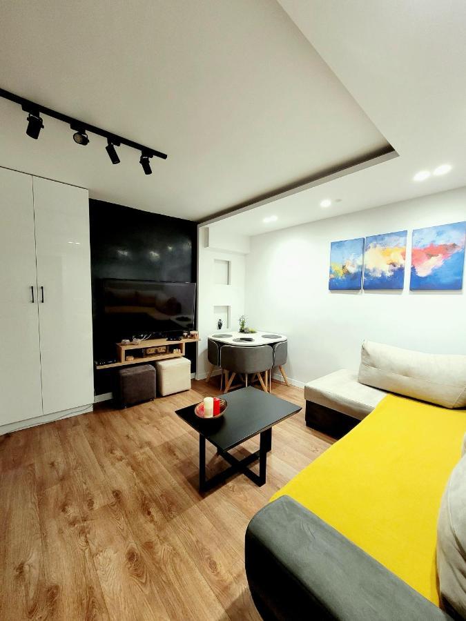 Loi apartment Saranda Extérieur photo