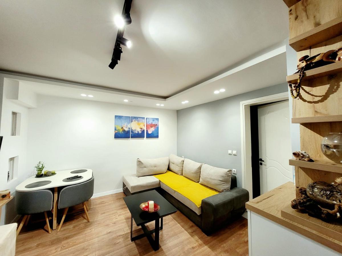 Loi apartment Saranda Extérieur photo