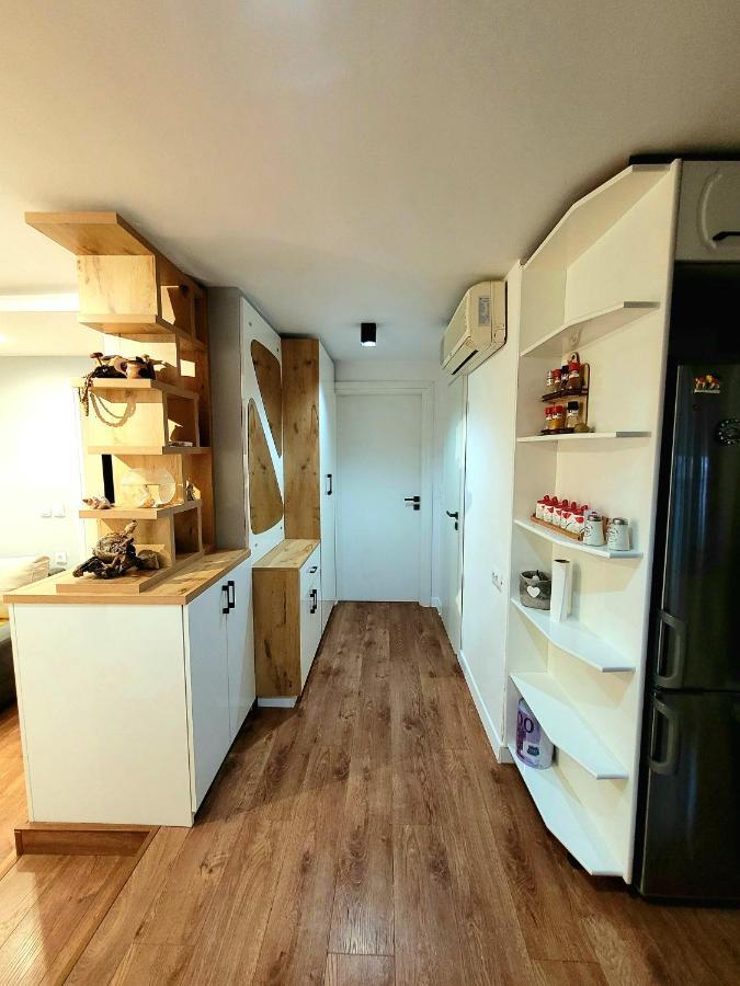 Loi apartment Saranda Extérieur photo