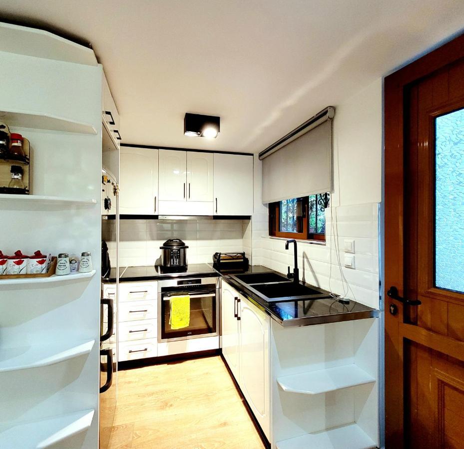 Loi apartment Saranda Extérieur photo